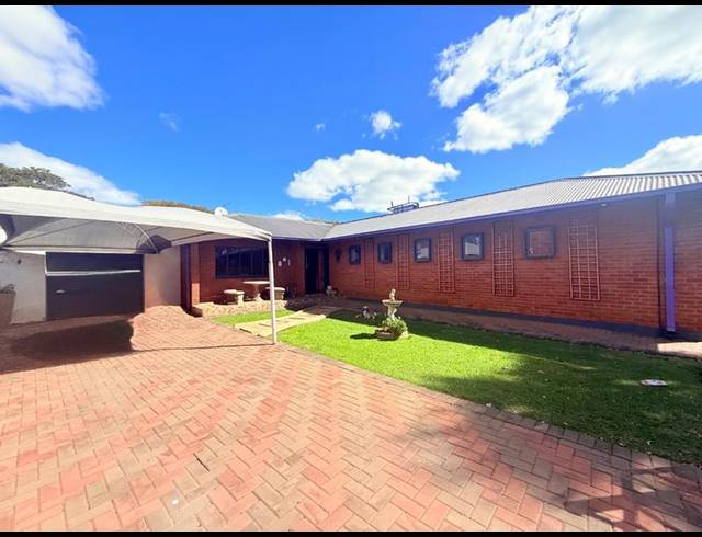 3 BEDROOM HOUSE FOR SALE IN VANDERBIJLPARK CW 5